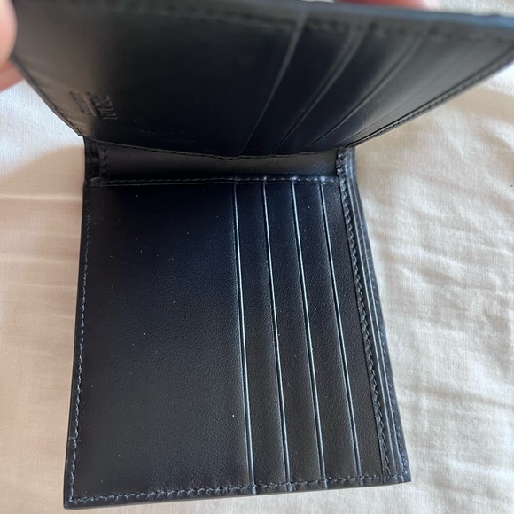 Prada- Men’s Black Brushed Leather Men’s wallet - Picture 4 of 4